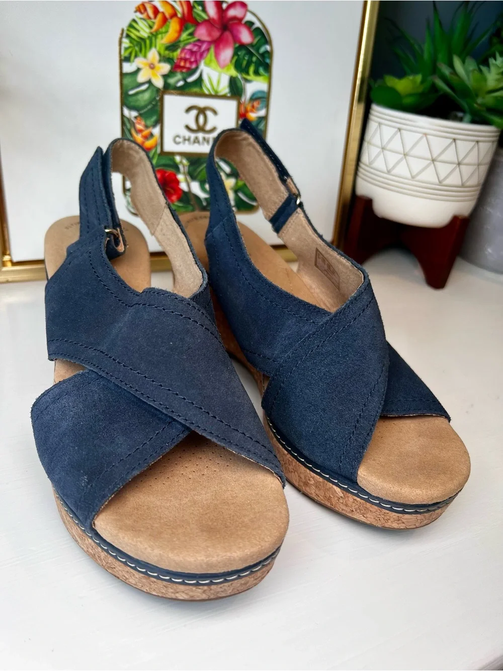 Clarks Giselle Cove Navy Suede Cork Wedge Sandals Ultimate Comfort Sz 9